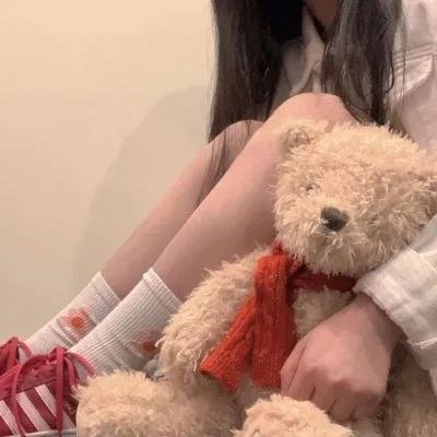 坐在门口的幽灵